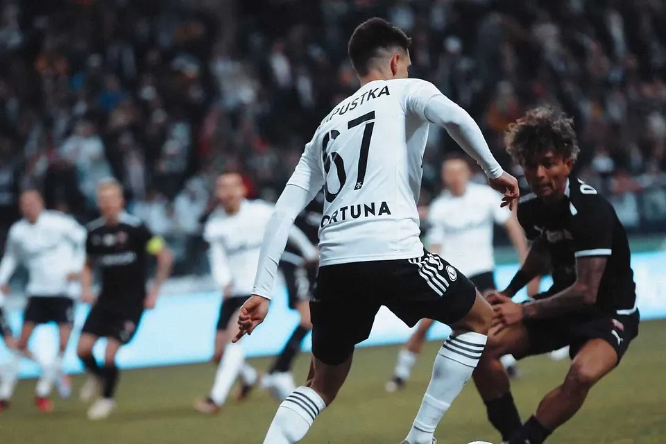 Legia Warszawa pokonuje Zagłębie Lubin 1:0