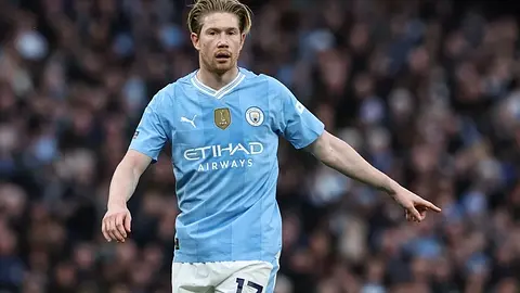 Kevin De Bruyne kwestionuje przyszłość w Napoli: Ostra odpowiedź sztabu