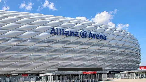 Bayern Monachium obserwuje Sesko: Decyzja transferowa zależna od rozwoju w Manchesterze