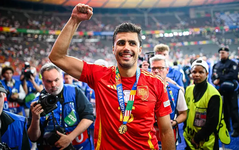 Rodri gotowy na większą rolę w Barcelonie. Pokazano nagranie z treningu