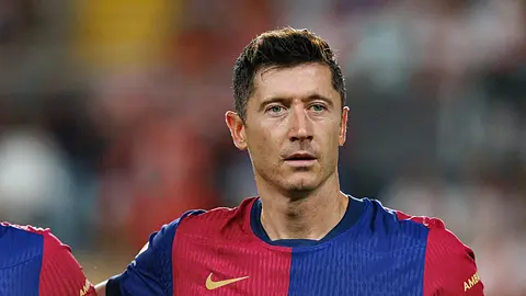 Dylemat Barcelony: Lewandowski na zakręcie kariery