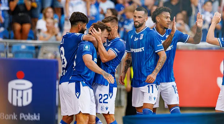 Lech Poznań zatrzymany przez Arkę Gdynia. Kluczowy remis w walce o mistrzostwo