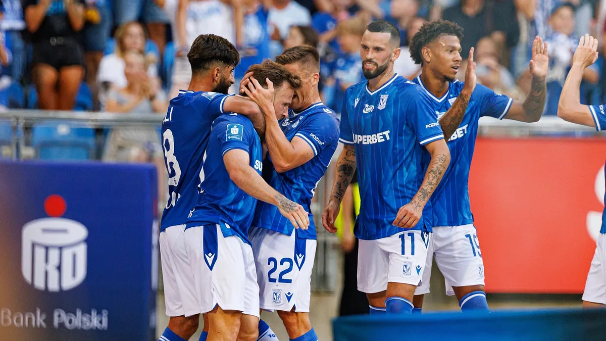 Lech Poznań nokautuje Aarhus w efektownym stylu