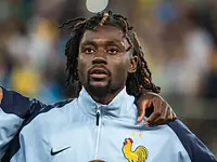 Chelsea pyta o Manu Koné. Enzo Fernandez może odejść do Manchesteru City