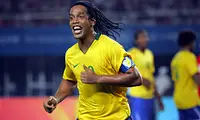 Ronaldinho wzmacnia Ravenna jako gracz i akcjonariusz