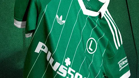 Legia Warszawa prezentuje wyjazdową koszulkę z Trefoilem