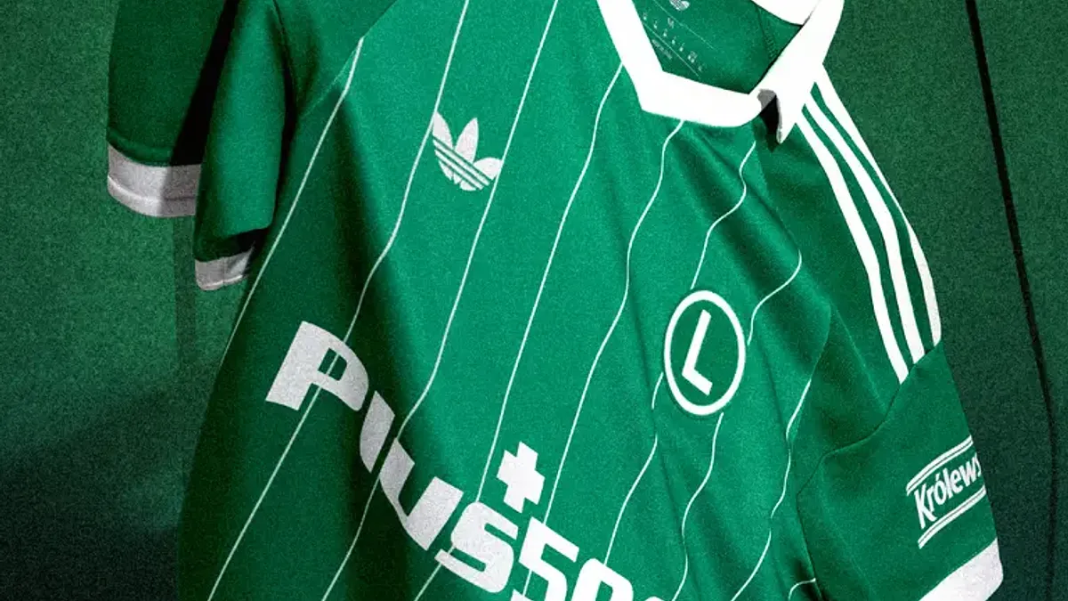 Legia Warszawa prezentuje wyjazdową koszulkę z Trefoilem
