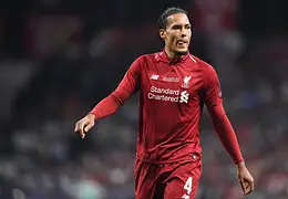 Liverpool przygotowuje następców Virgila van Dijka. Dwa nazwiska już są znane