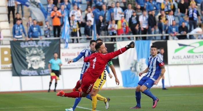 Bramkarz hiszpańskiego klubu Lorca FC Piotr Gorczyca:  Pandianiemu się nie odmawia i od zawsze marzyłem, żeby grać w Hiszpanii