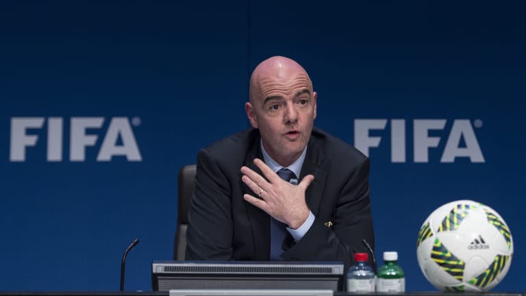 Gianni Infantino, prezydent FIFA o możliwej fuzji dwóch lig