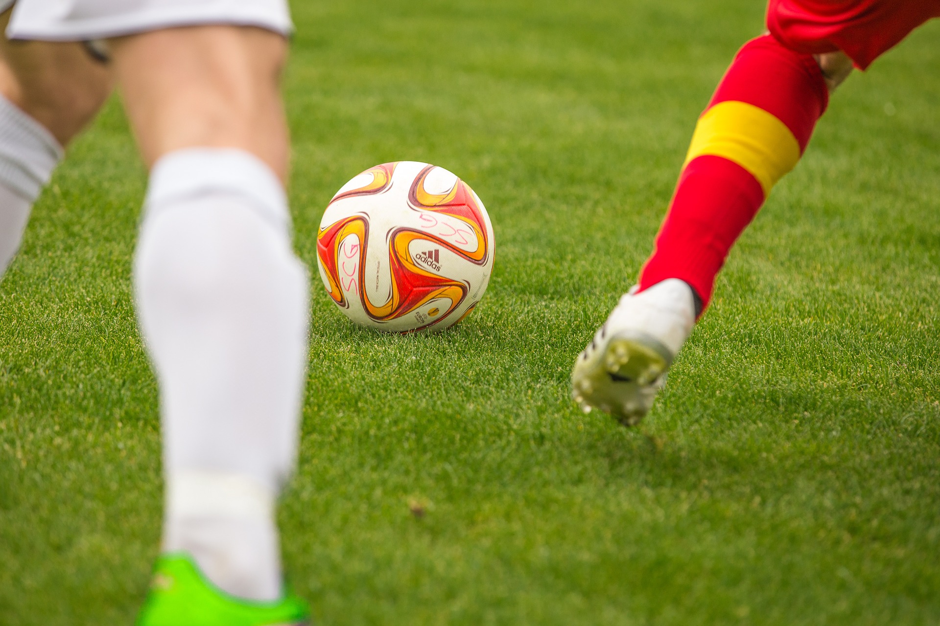 Podokręg Piłki Nożnej w Dębicy: Zielone światło dla klubów od klasy okręgowej w dół