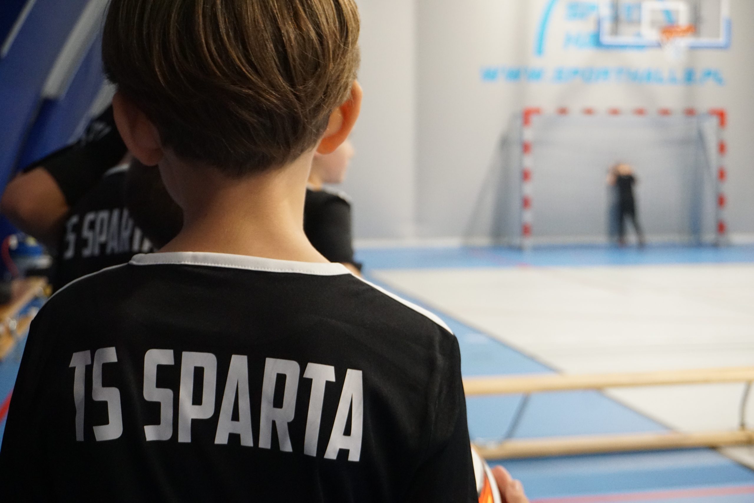 Autorski program szkoleniowy TS Sparta Świątniki Górne. „Graj 1×1, drybluj!”