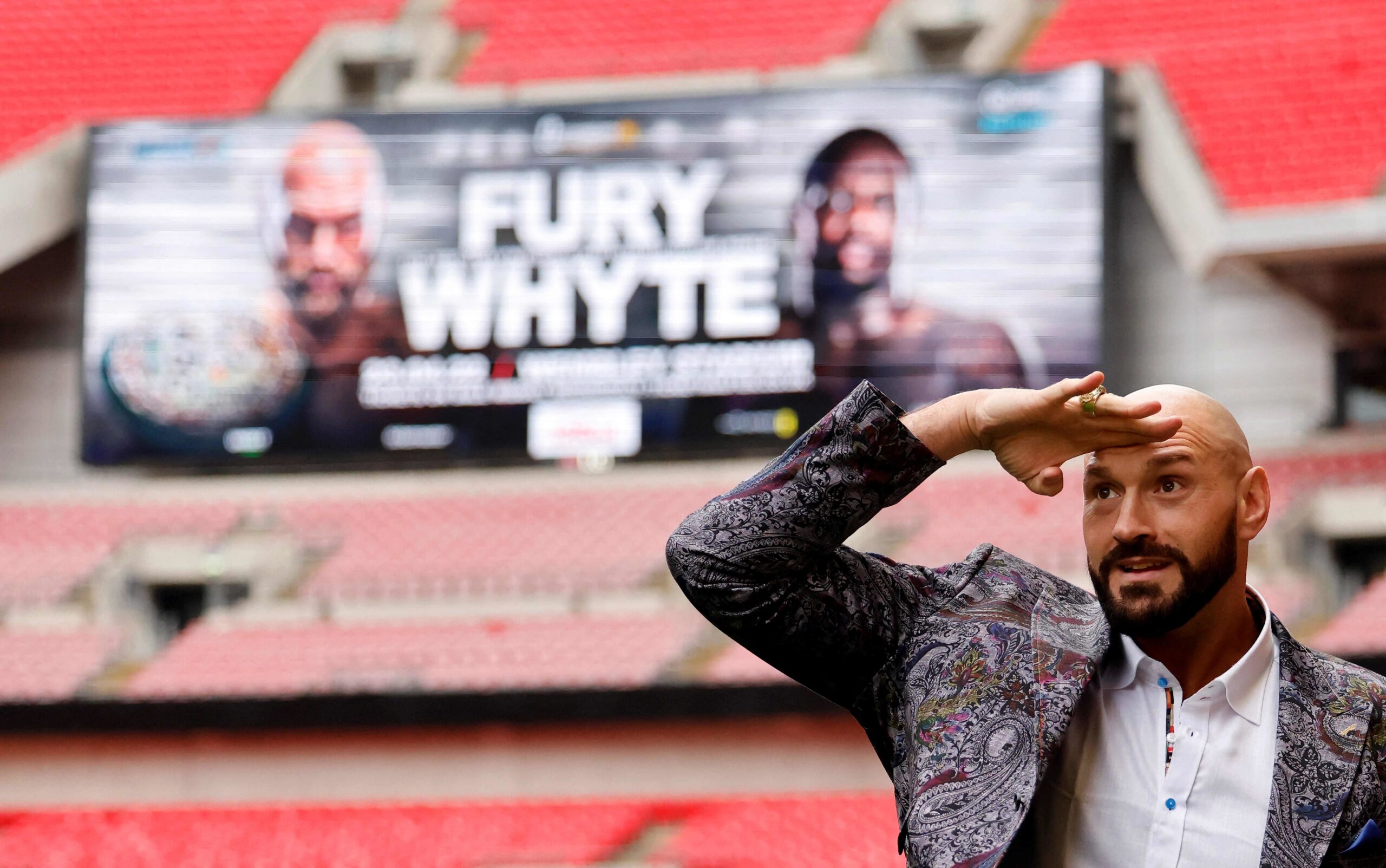 Nie samym futbolem… Boks. Tyson Fury zakończy karierę jako niepokonany mistrz WBC? Whyte chce zdobyć pas. Walka roku na Wembley