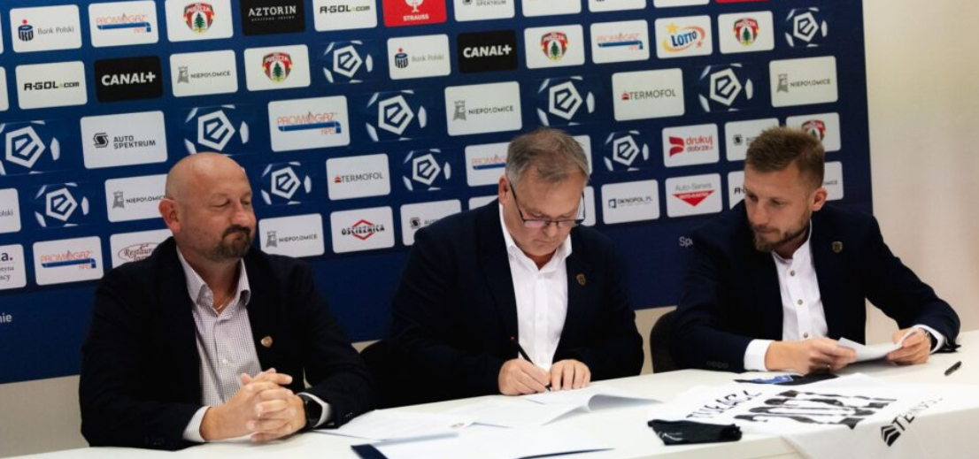 Trener przedłużył kontrakt z beniaminkiem PKO BP Ekstraklasy
