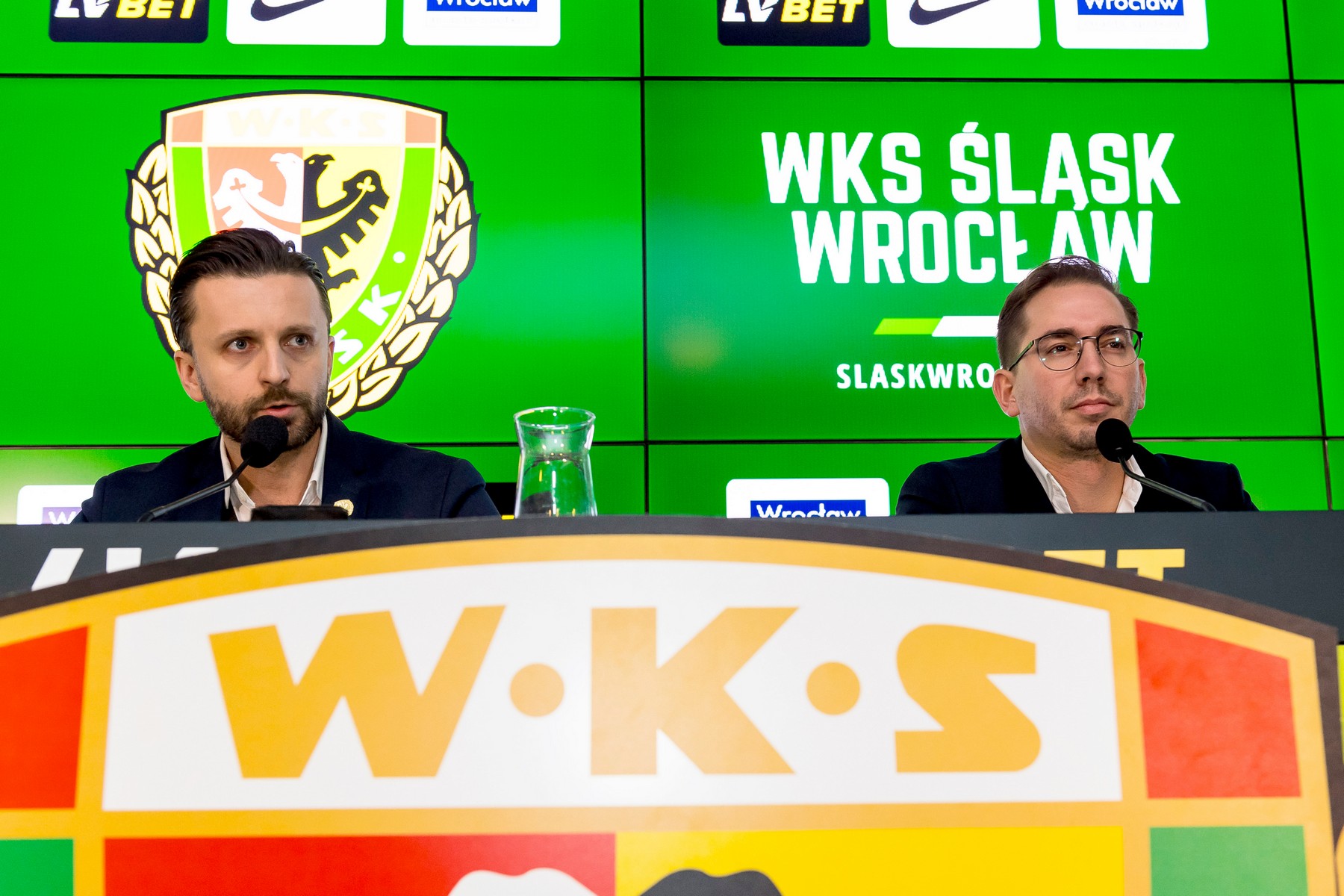 Prezes Załęczny i dyrektor Balda o przedłużonych kontraktach piłkarzy Śląska Wrocław